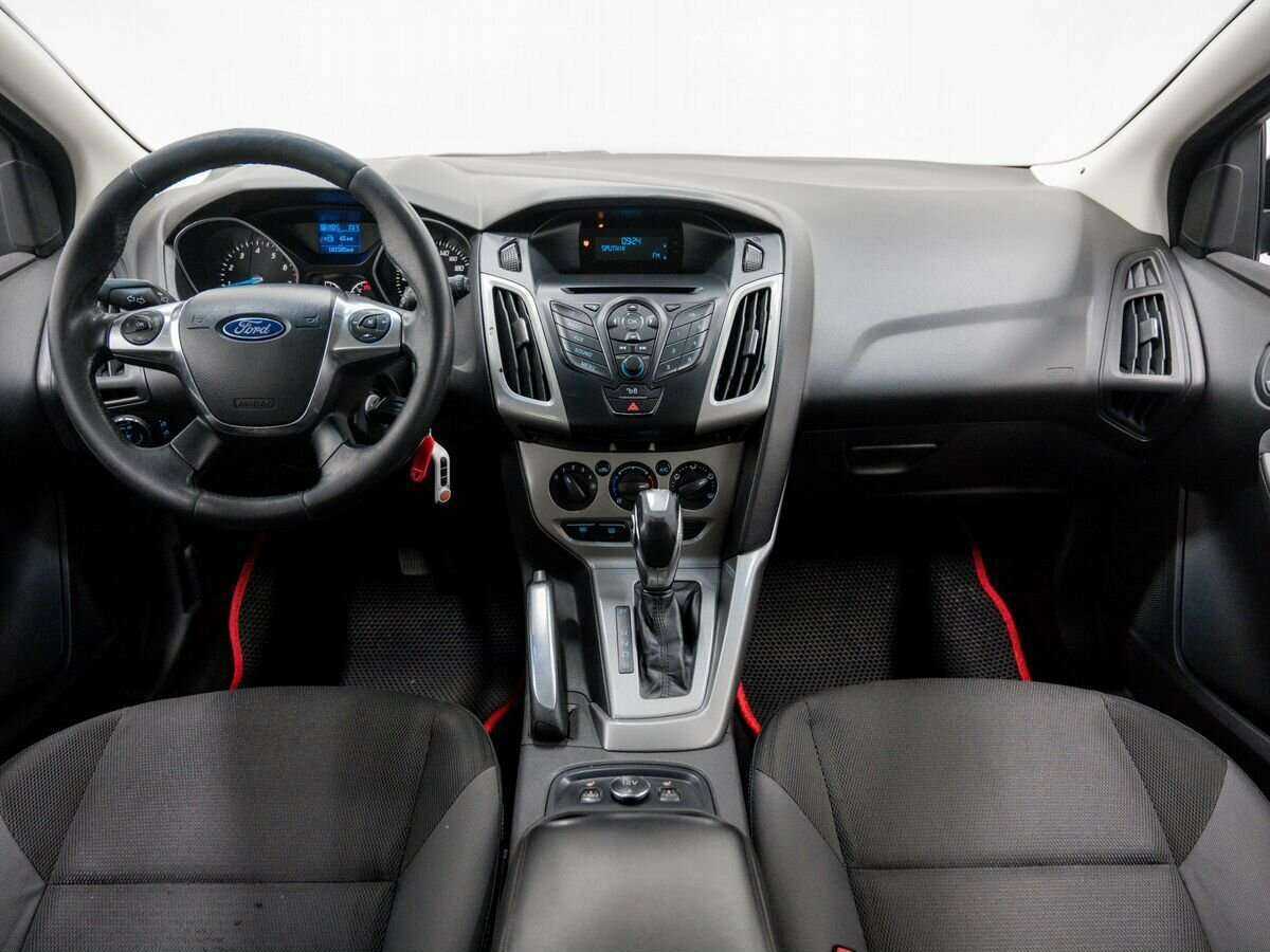 Ford Focus 2013 года с пробегом. Фото: #13