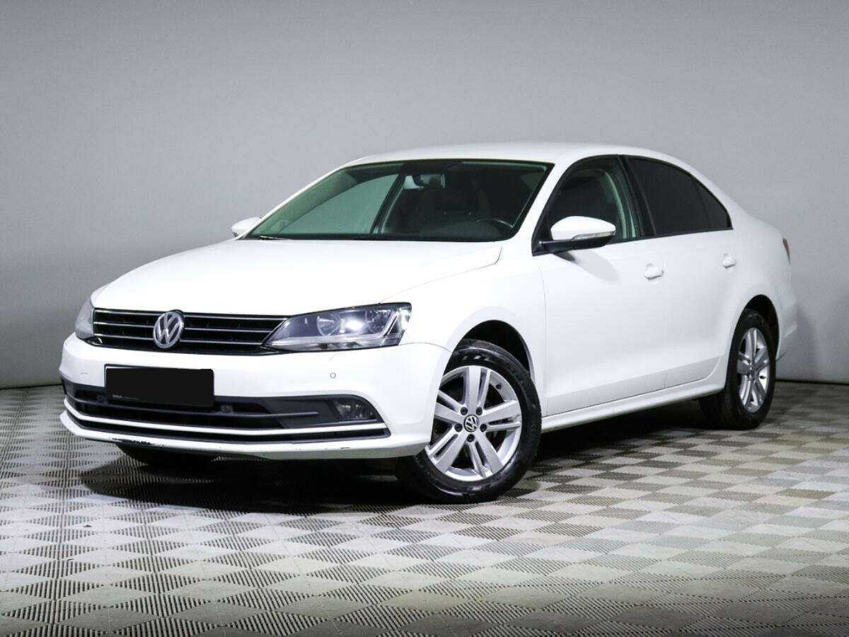 Volkswagen Jetta 2016 года с пробегом. Посмотреть фото