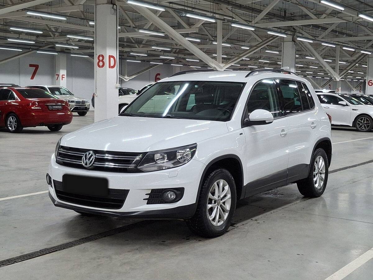 Volkswagen Tiguan 2016 года с пробегом. Посмотреть фото