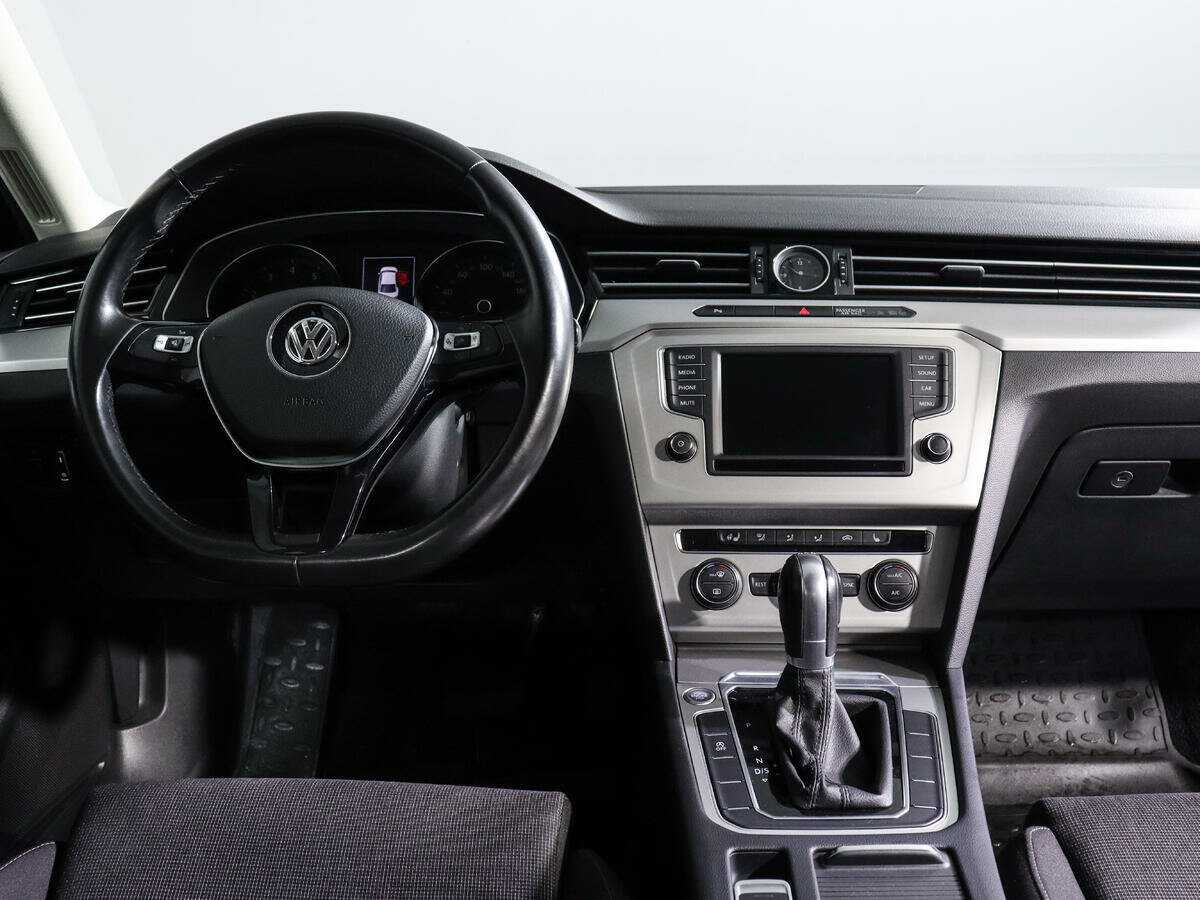Volkswagen Passat 2016 года с пробегом. Фото: #9