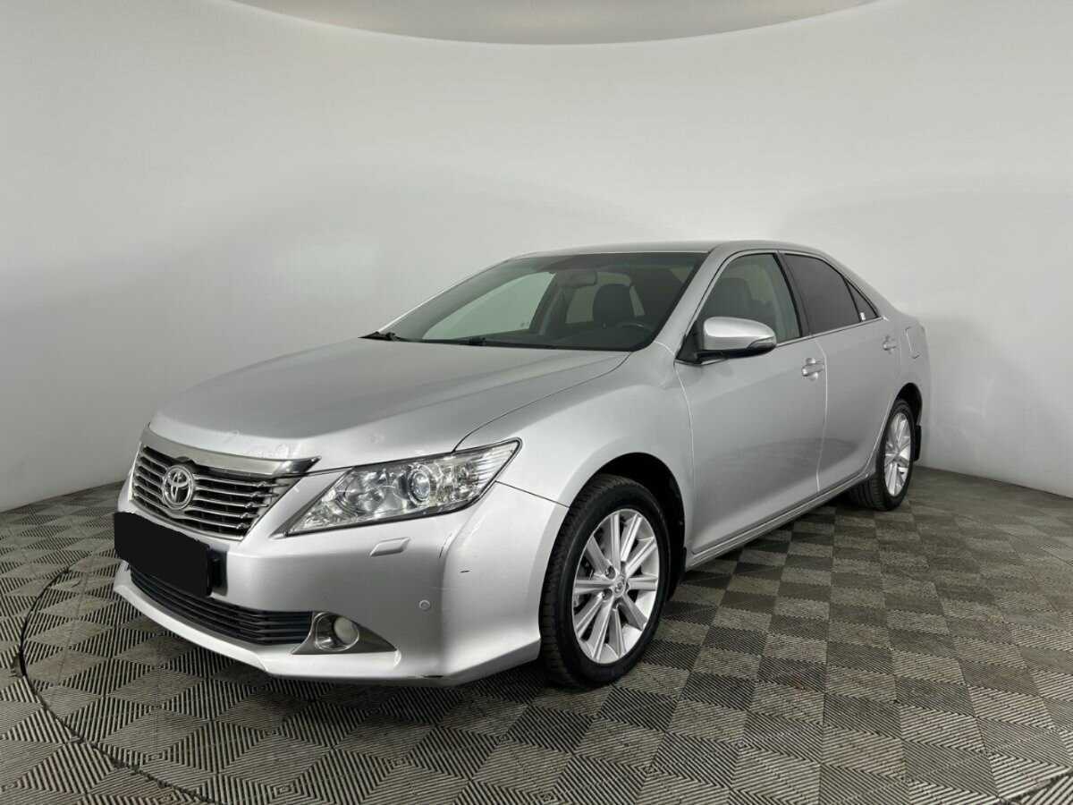 Toyota Camry 2013 года с пробегом. Фото: #0