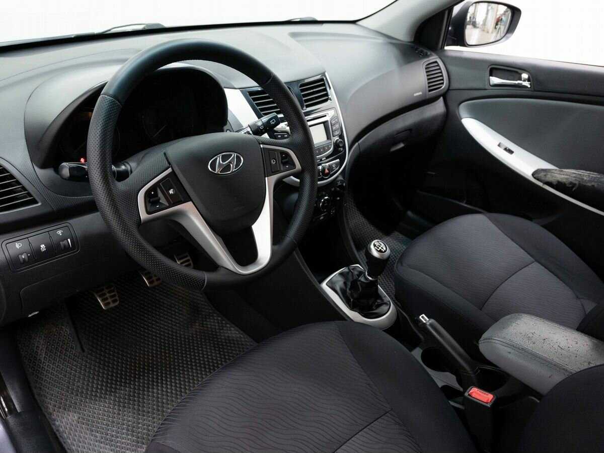 Hyundai Solaris 2012 года с пробегом. Фото: #6