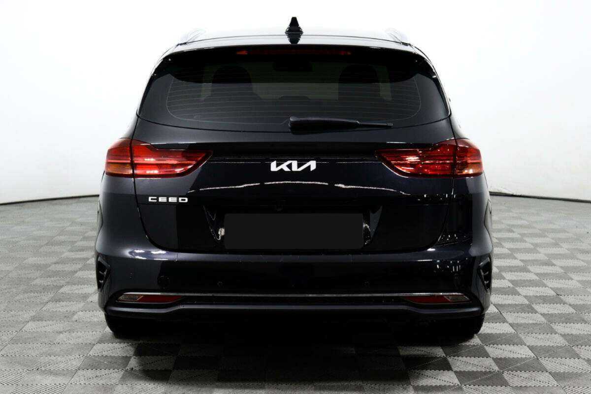 Kia Ceed 2021 года с пробегом. Фото: #5