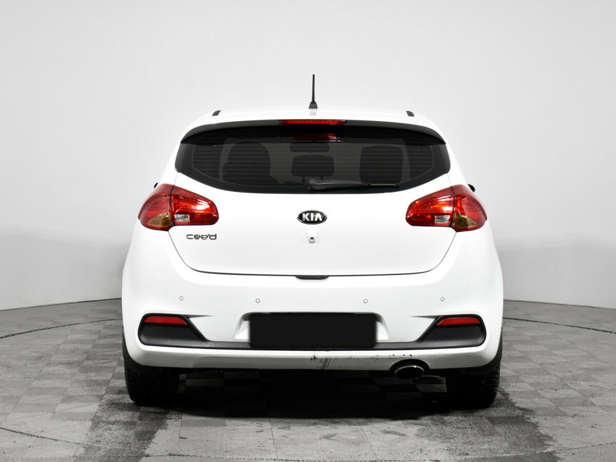 Kia Ceed 2013 года с пробегом. Фото: #5