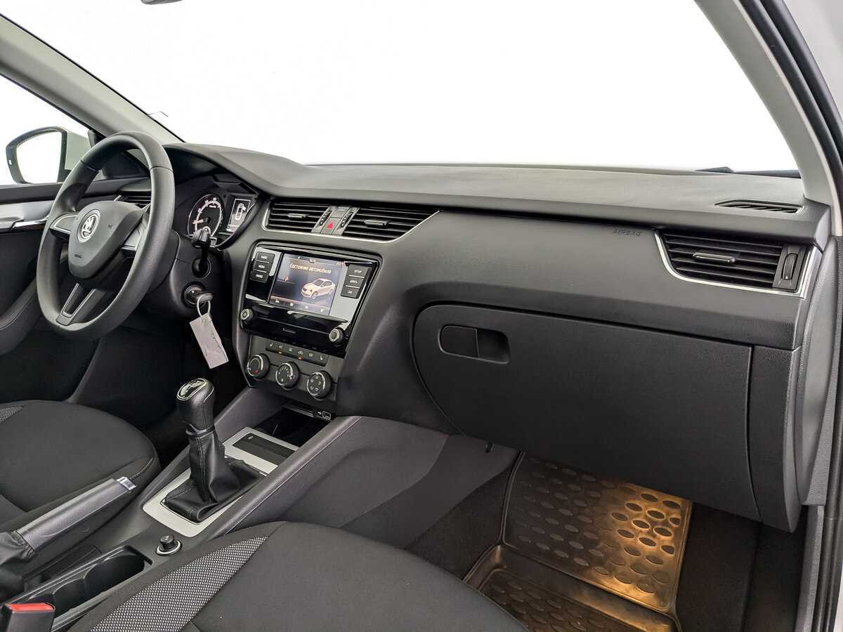Skoda Octavia 2019 года с пробегом. Фото: #8