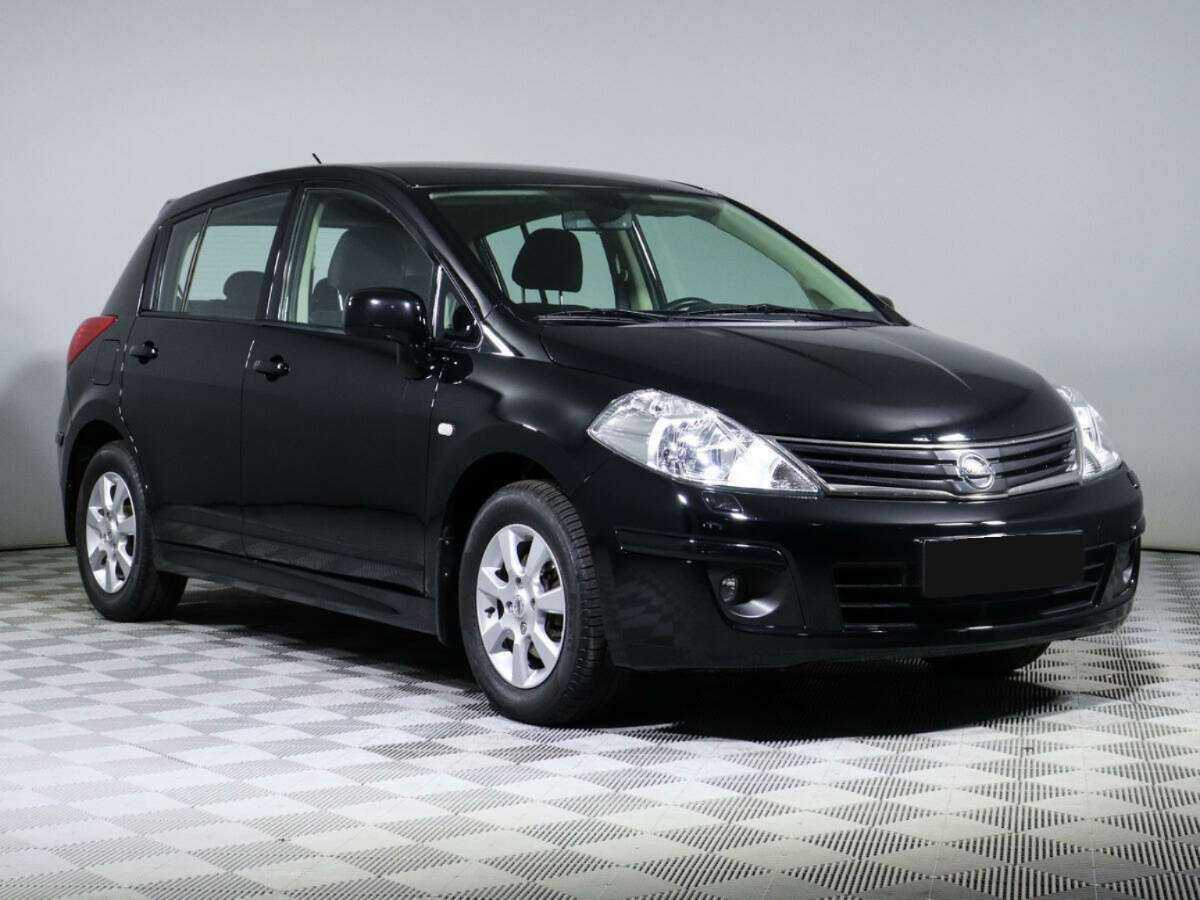 Nissan Tiida 2012 года с пробегом. Фото: #2