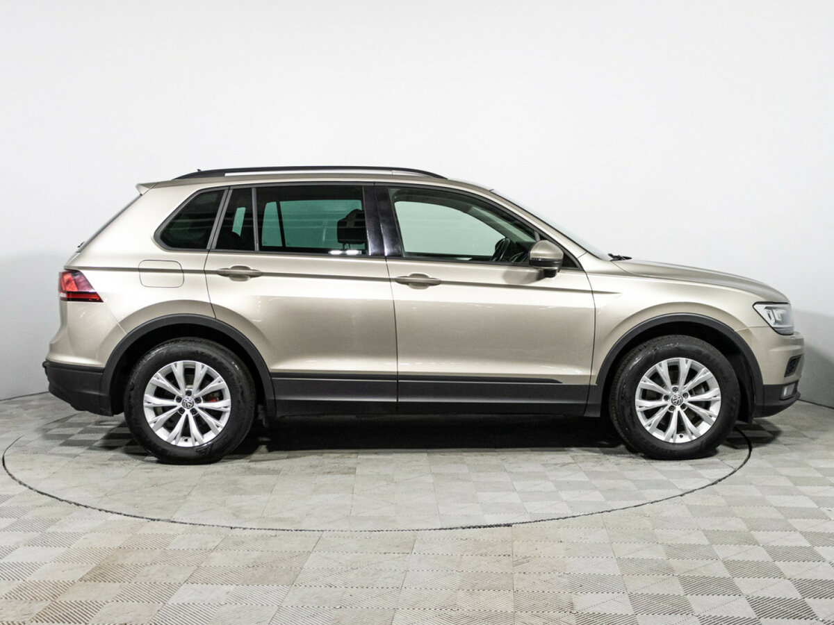 Volkswagen Tiguan 2019 года с пробегом. Фото: #3