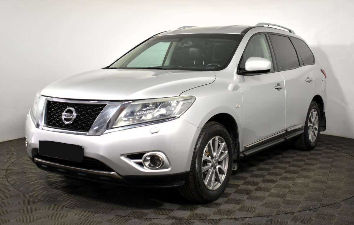 Nissan Pathfinder 2015 года с пробегом. Посмотреть фото