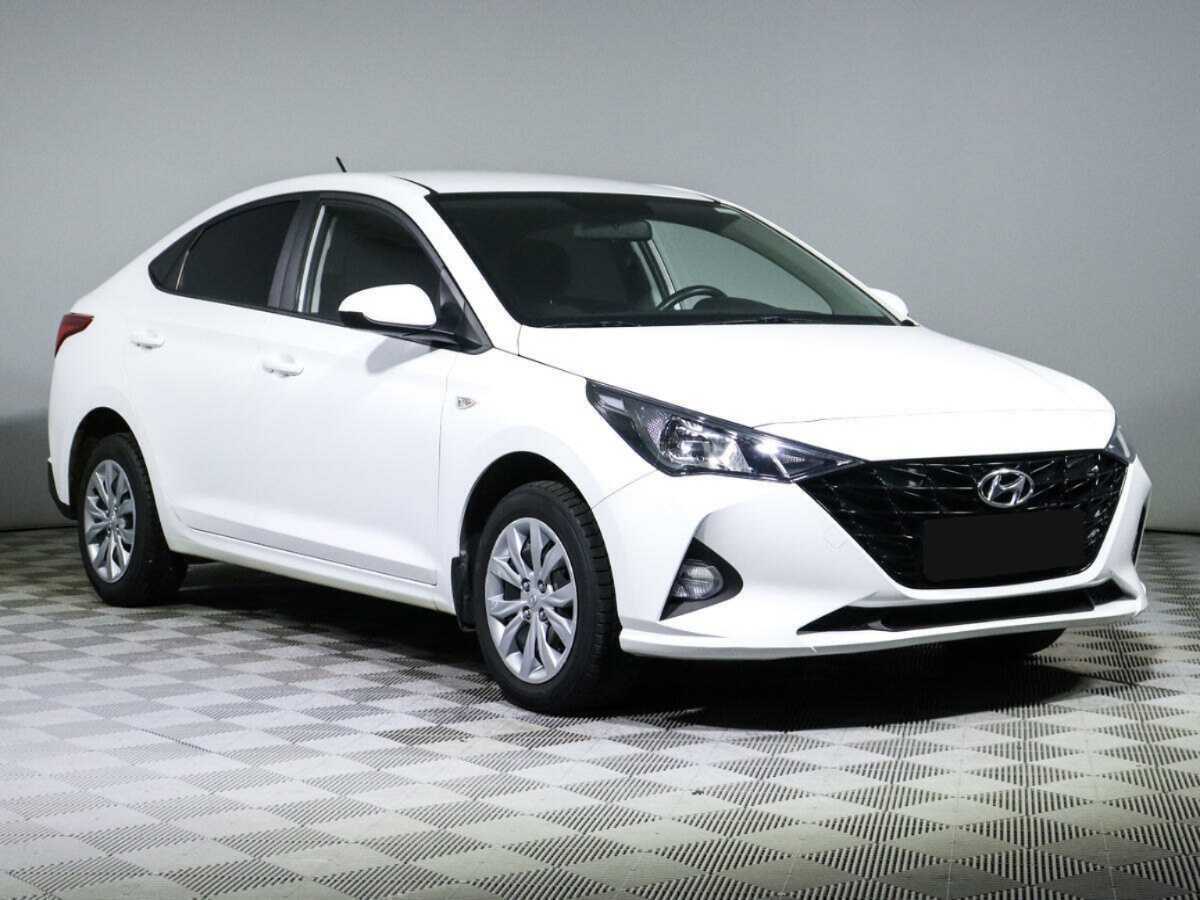 Hyundai Solaris 2022 года с пробегом. Фото: #2