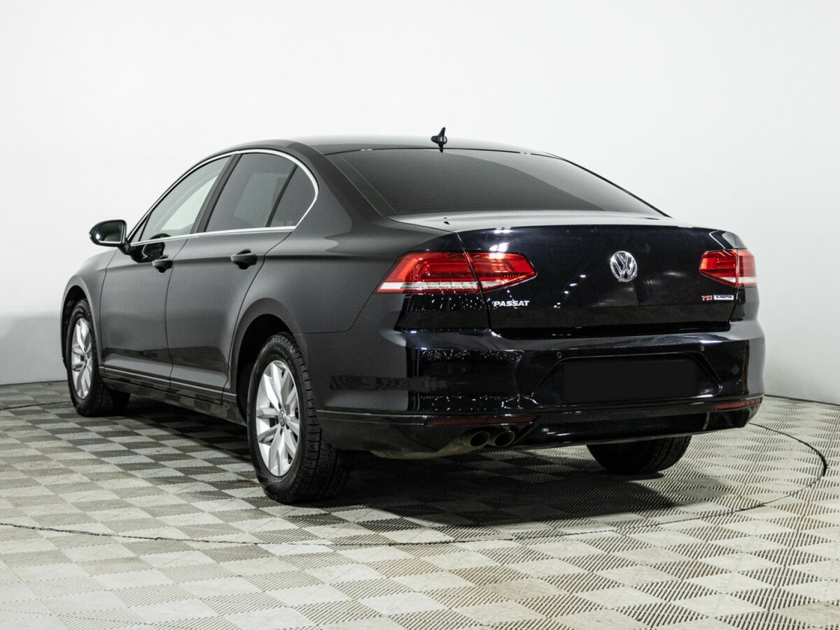 Volkswagen Passat 2017 года с пробегом. Фото: #5