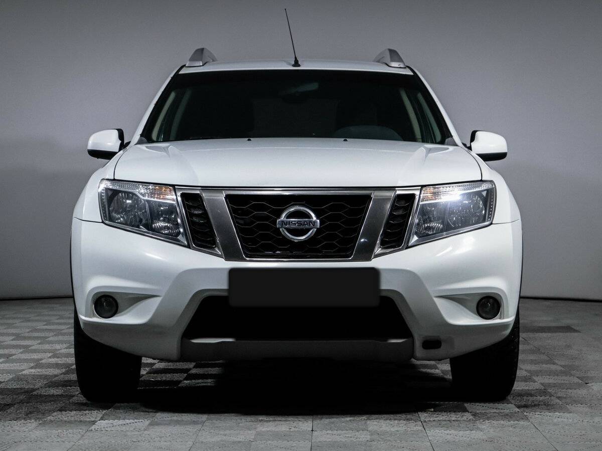 Nissan Terrano 2017 года с пробегом. Фото: #1