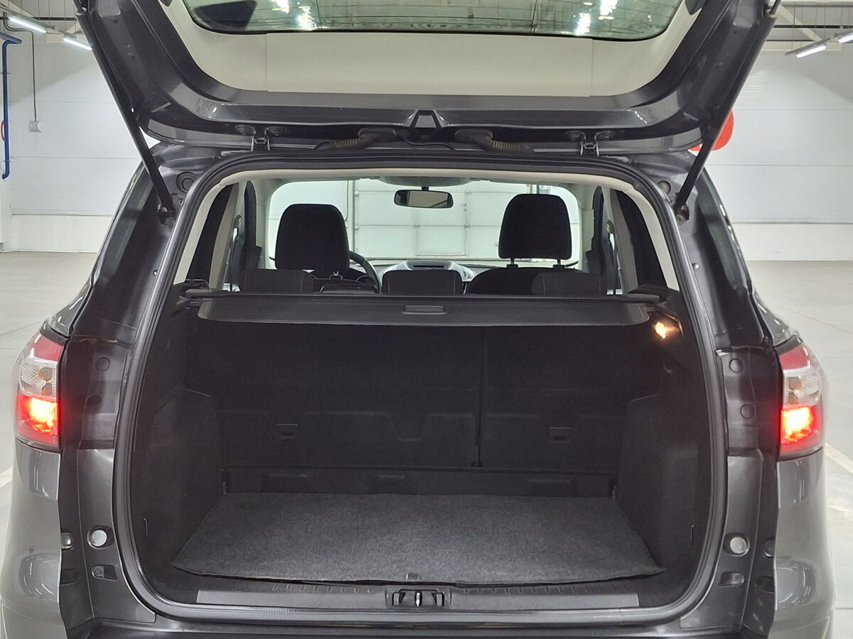 Ford Kuga 2016 года с пробегом. Фото: #9