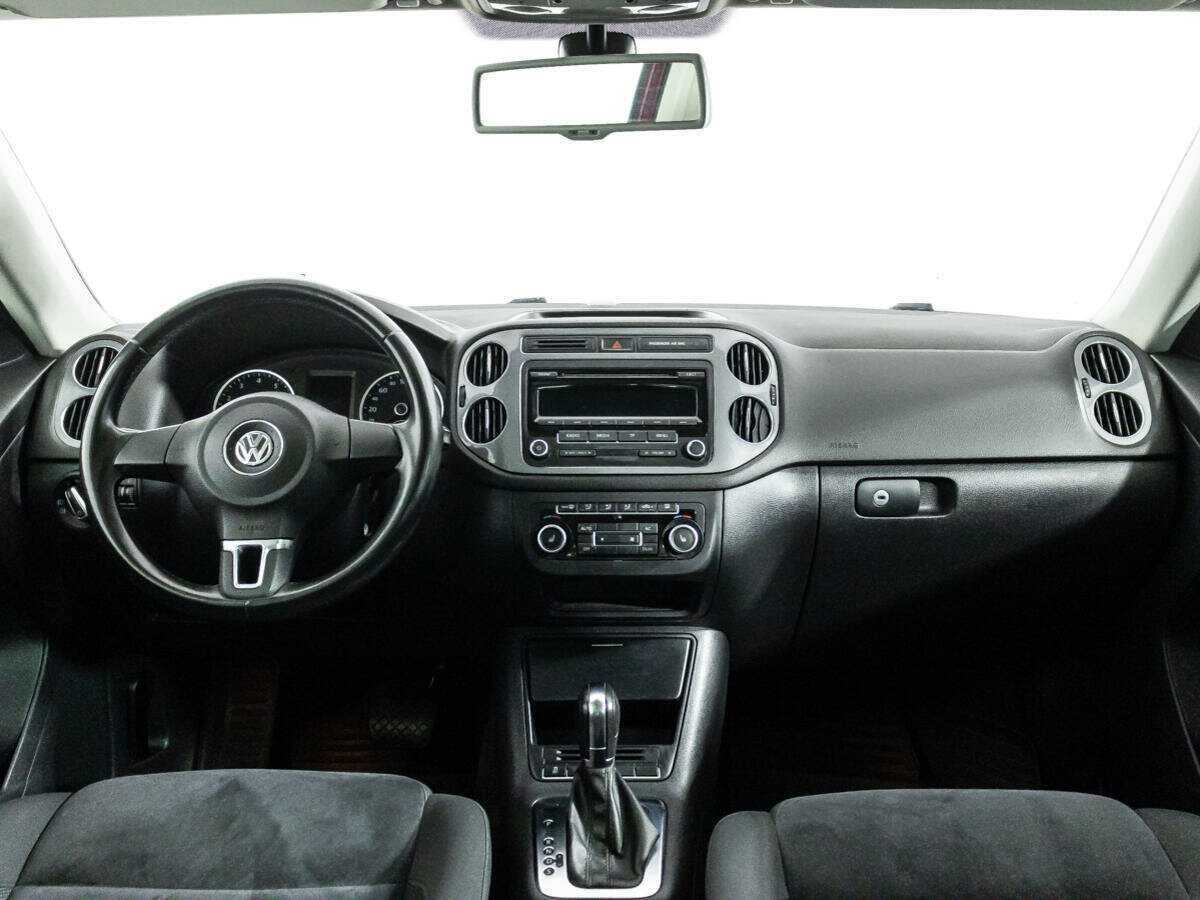 Volkswagen Tiguan 2012 года с пробегом. Фото: #12