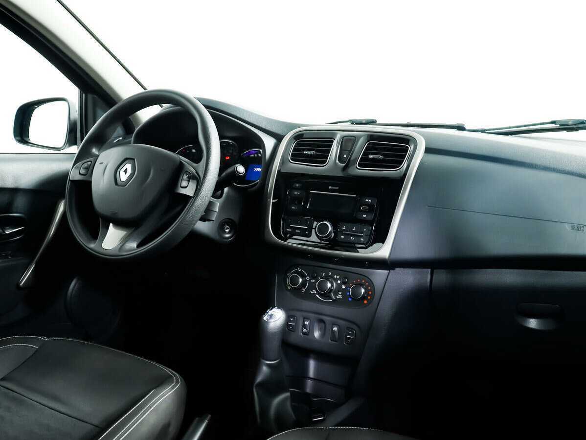 Renault Logan 2018 года с пробегом. Фото: #8