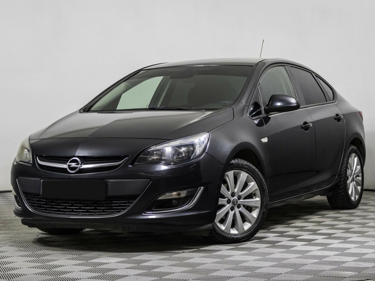 Opel Astra 2013 года с пробегом. Фото: #0