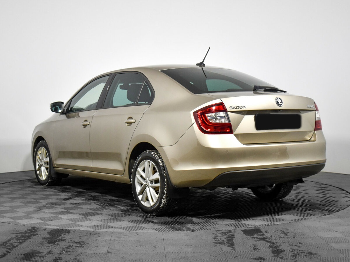 Skoda Rapid 2019 года с пробегом. Фото: #6