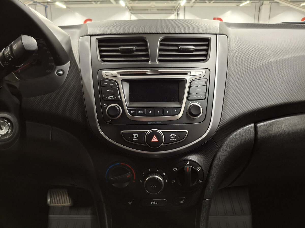 Hyundai Solaris 2015 года с пробегом. Фото: #14