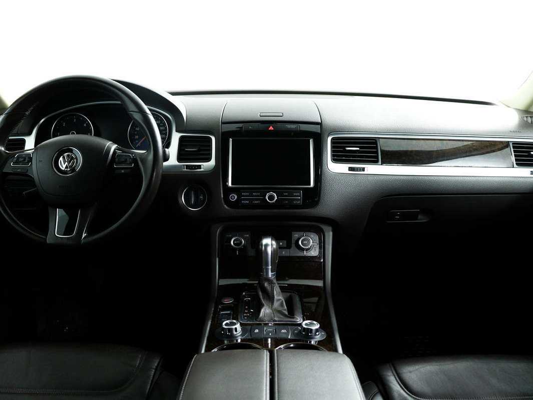Volkswagen Touareg 2012 года с пробегом. Фото: #10