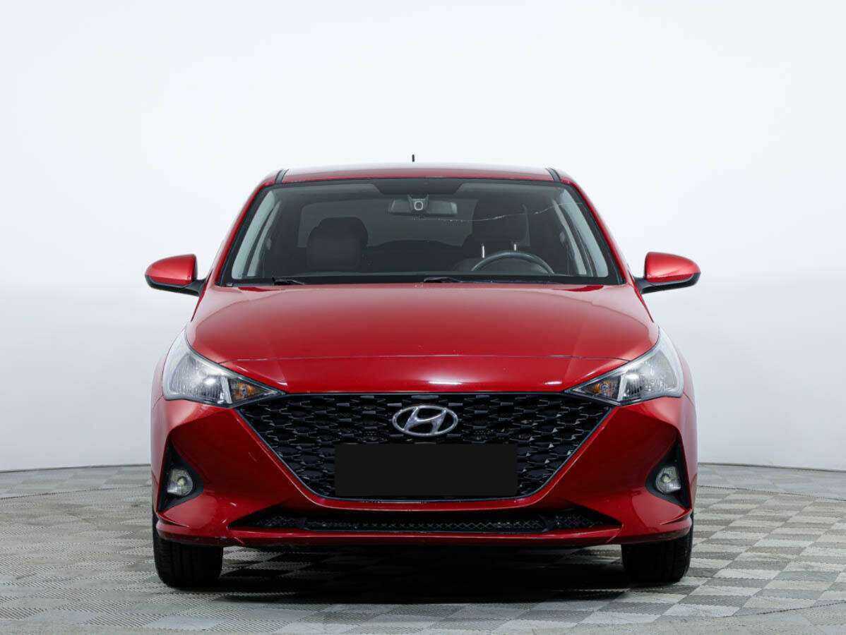 Hyundai Solaris 2020 года с пробегом. Посмотреть фото