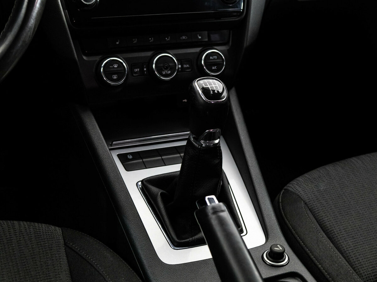 Skoda Octavia 2013 года с пробегом. Фото: #9