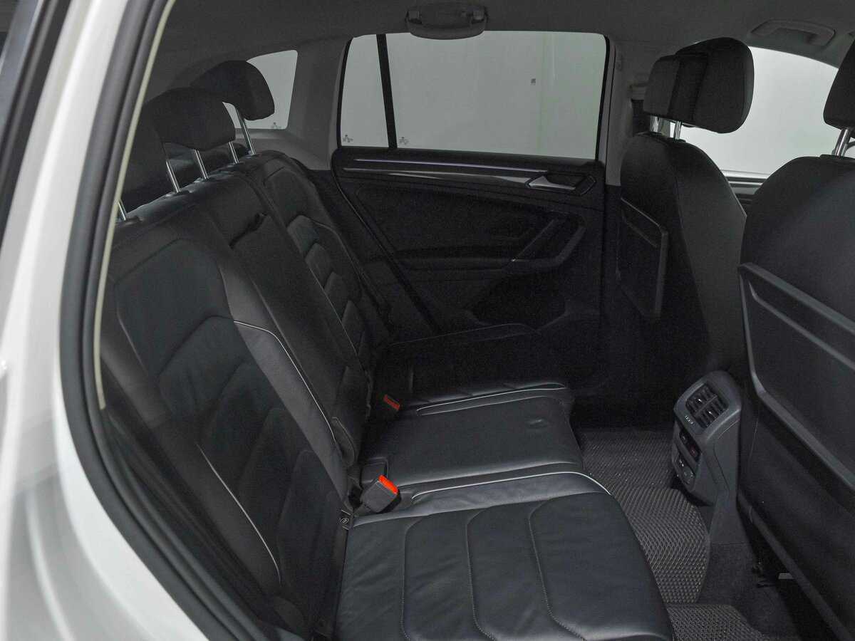 Volkswagen Tiguan 2018 года с пробегом. Фото: #13
