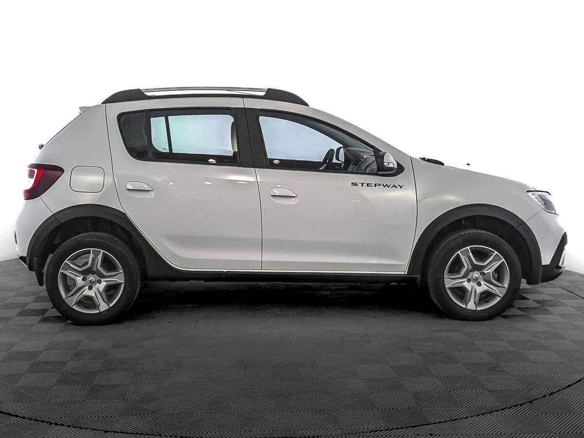Renault Sandero 2022 года с пробегом. Фото: #3