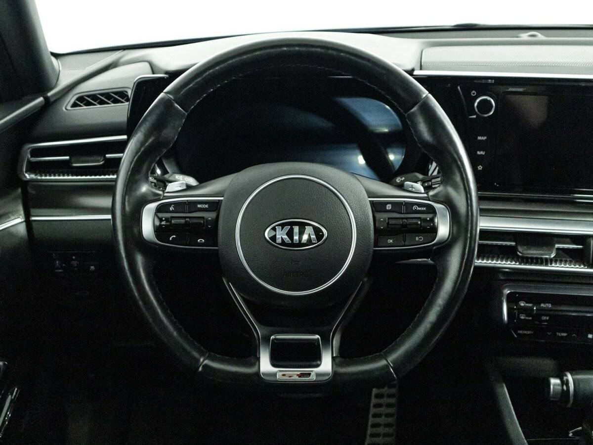 Kia K5 2021 года с пробегом. Фото: #25