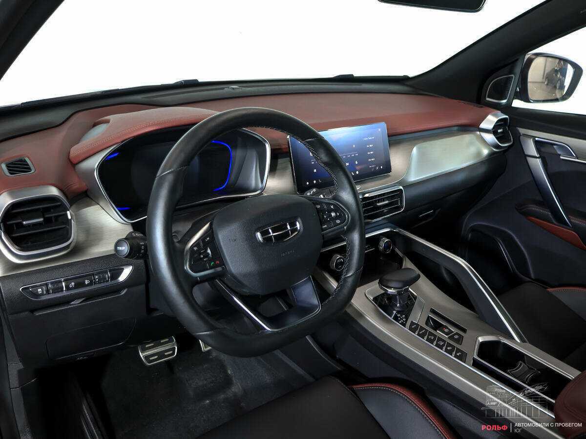 Geely Coolray 2022 года с пробегом. Фото: #12