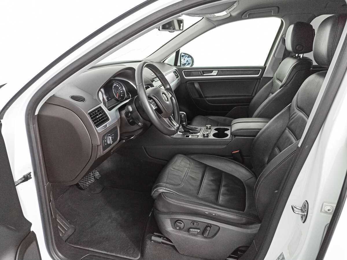 Volkswagen Touareg 2013 года с пробегом. Фото: #13