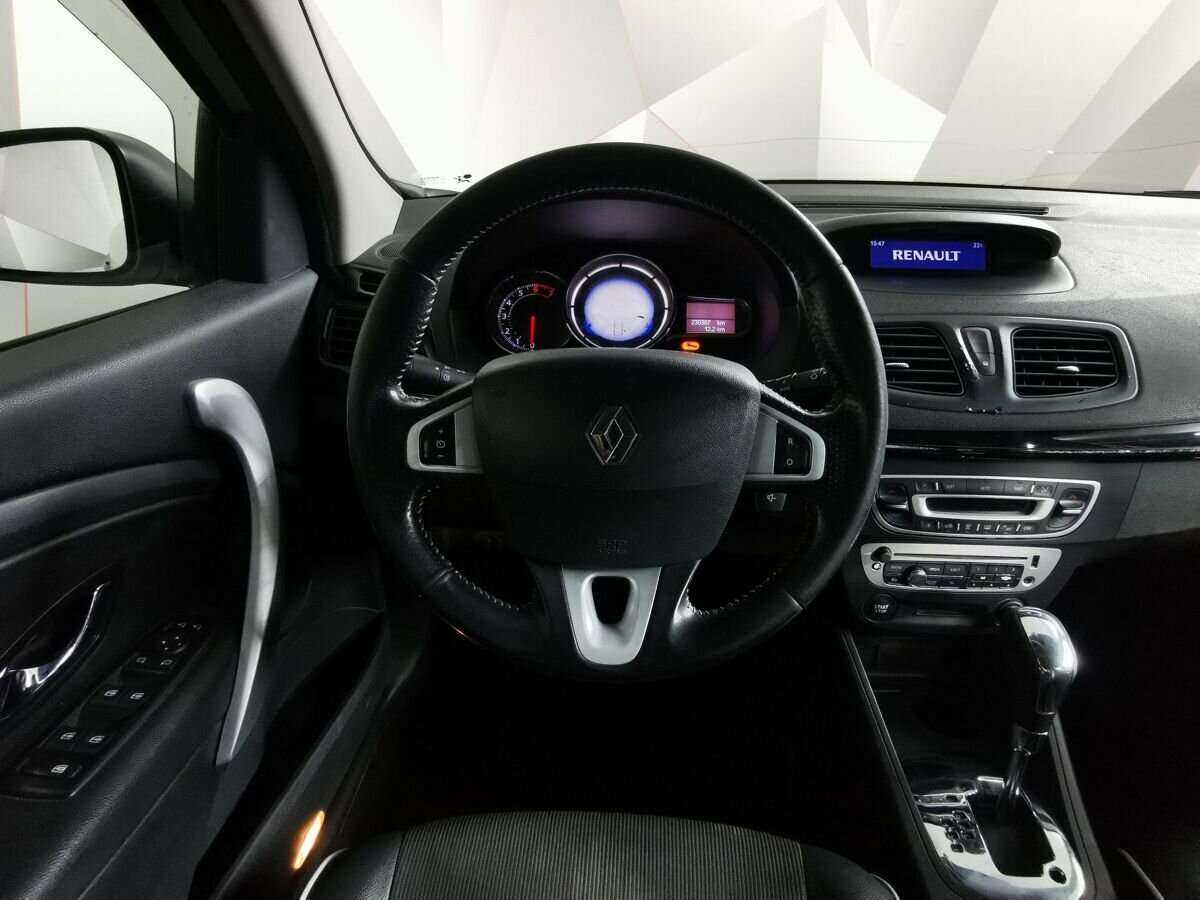 Renault Fluence 2012 года с пробегом. Фото: #14
