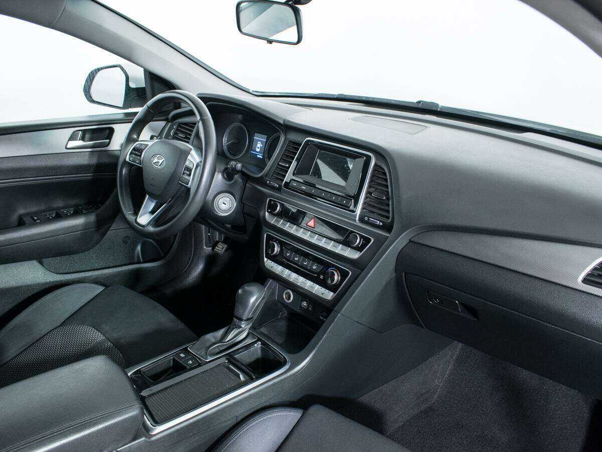 Hyundai Sonata 2019 года с пробегом. Фото: #8