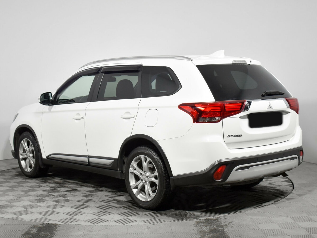 Mitsubishi Outlander 2020 года с пробегом. Фото: #6
