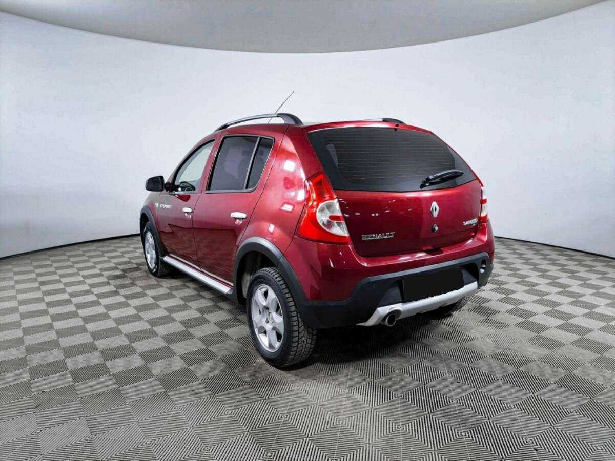 Renault Sandero 2012 года с пробегом. Фото: #6