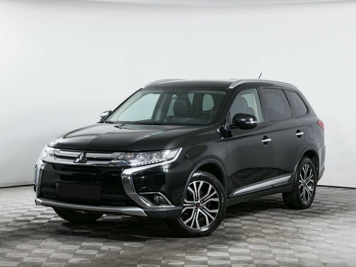 Mitsubishi Outlander 2015 года с пробегом. Посмотреть фото