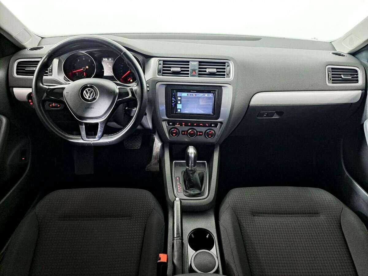 Volkswagen Jetta 2016 года с пробегом. Фото: #13