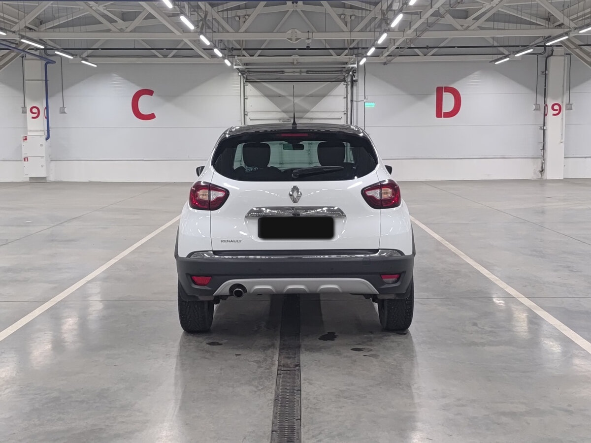 Renault Kaptur 2017 года с пробегом. Фото: #5