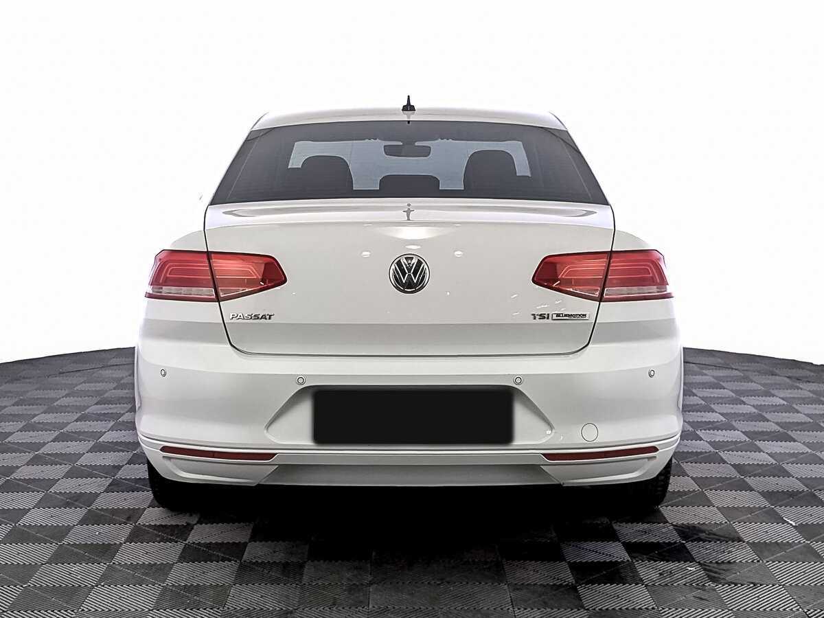 Volkswagen Passat 2017 года с пробегом. Фото: #5
