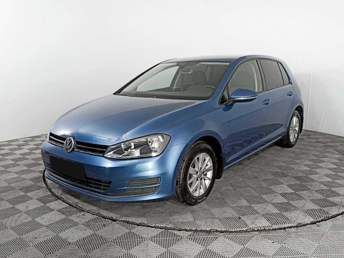 Volkswagen Golf 2013 года с пробегом. Фото: #0