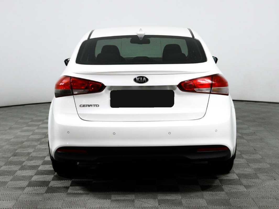 Kia Cerato 2018 года с пробегом. Фото: #5