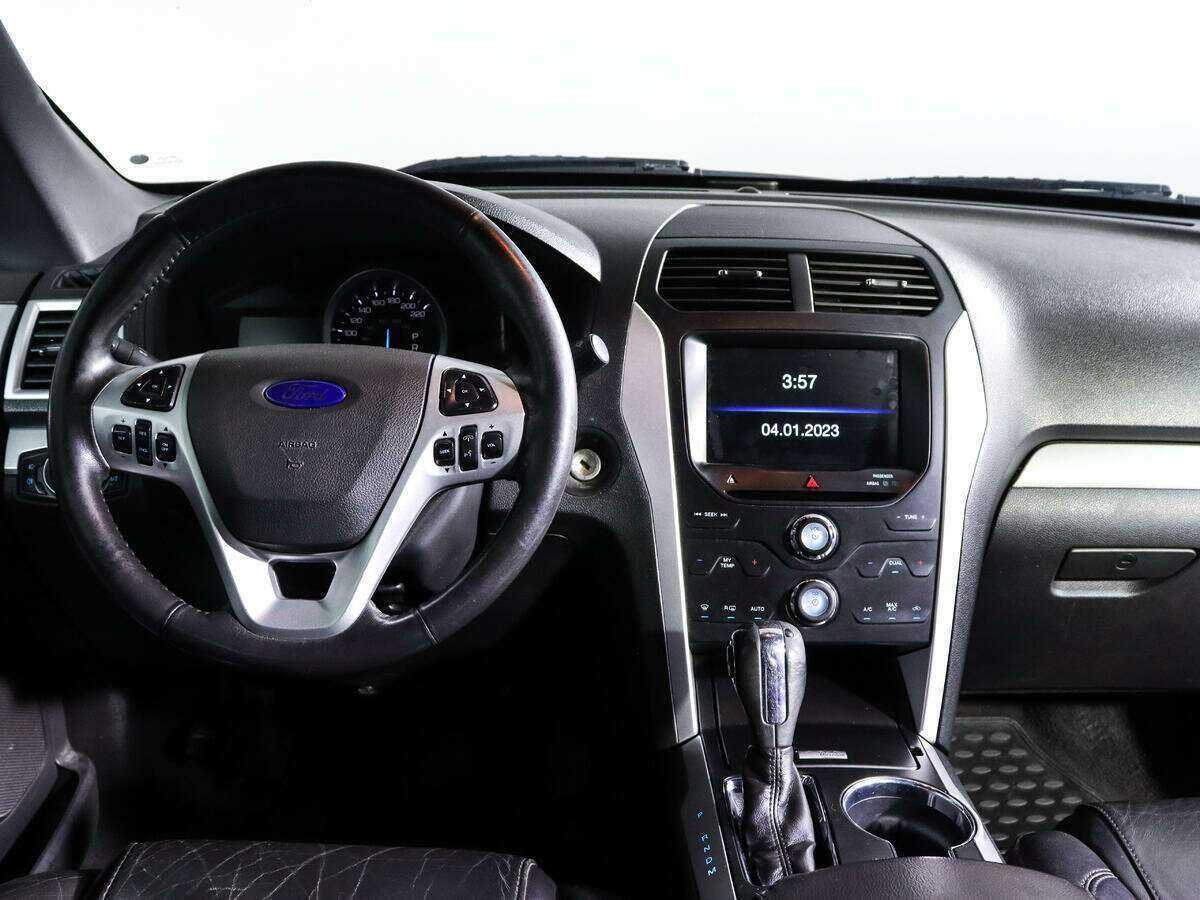 Ford Explorer 2014 года с пробегом. Фото: #9