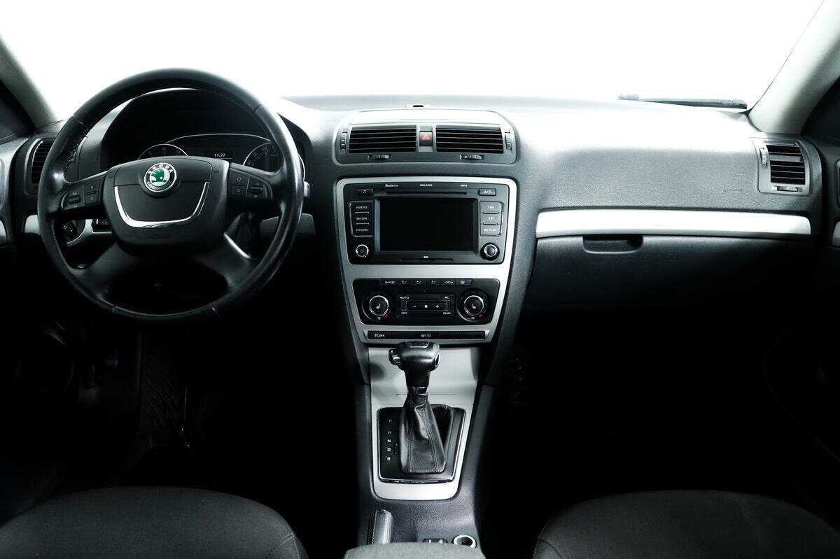 Skoda Octavia 2012 года с пробегом. Фото: #9