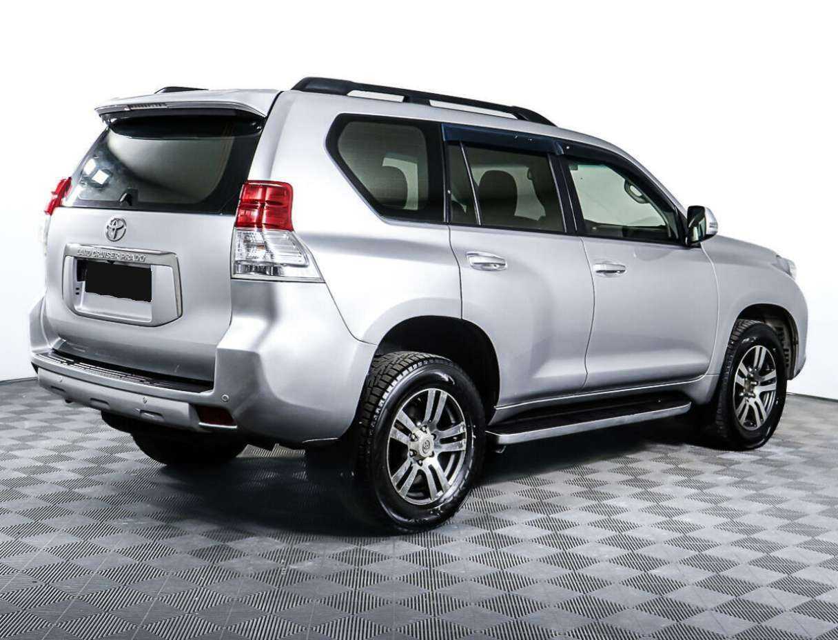 Toyota Land Cruiser Prado 2012 года с пробегом. Фото: #4