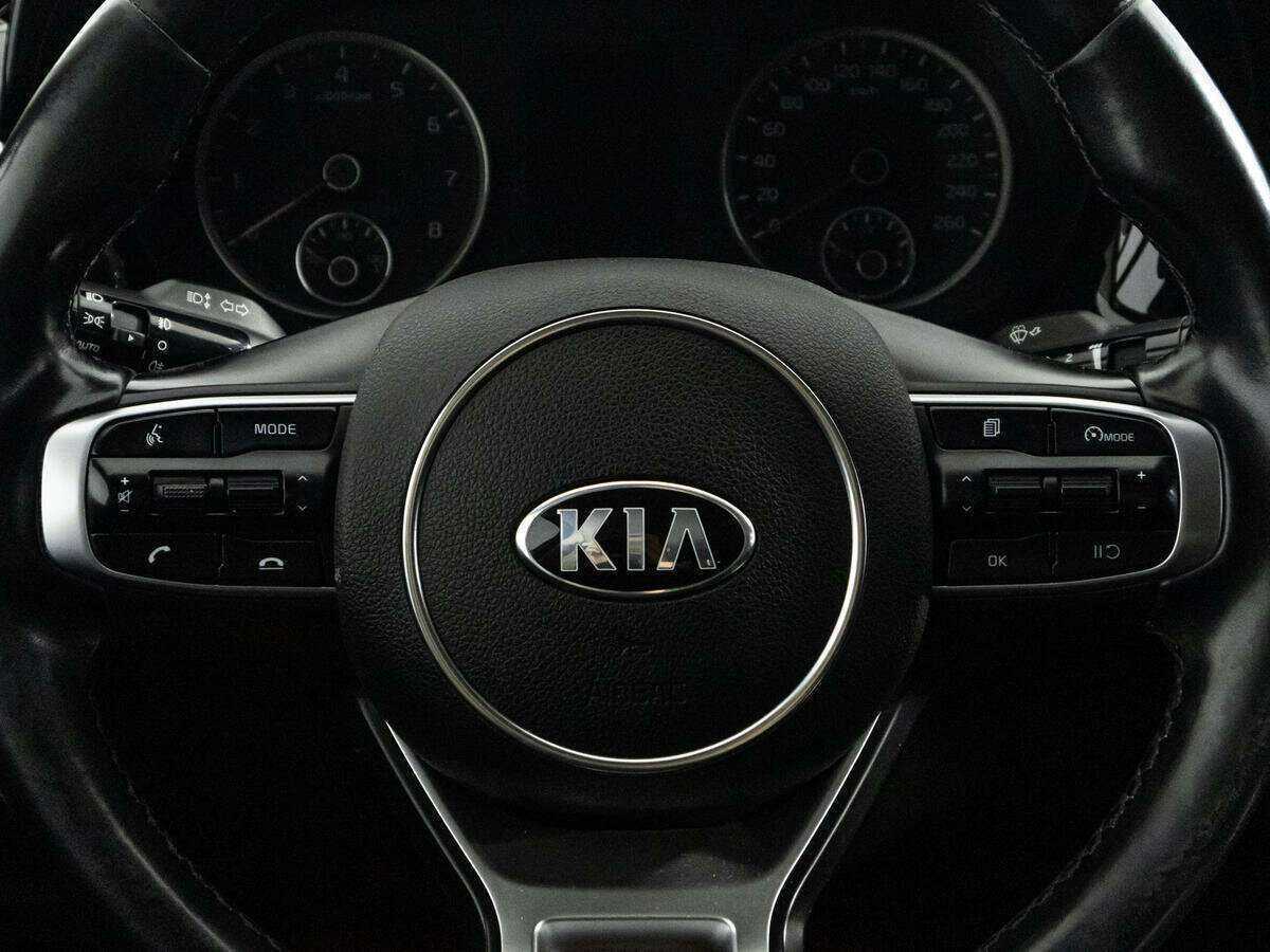 Kia K5 2020 года с пробегом. Фото: #15