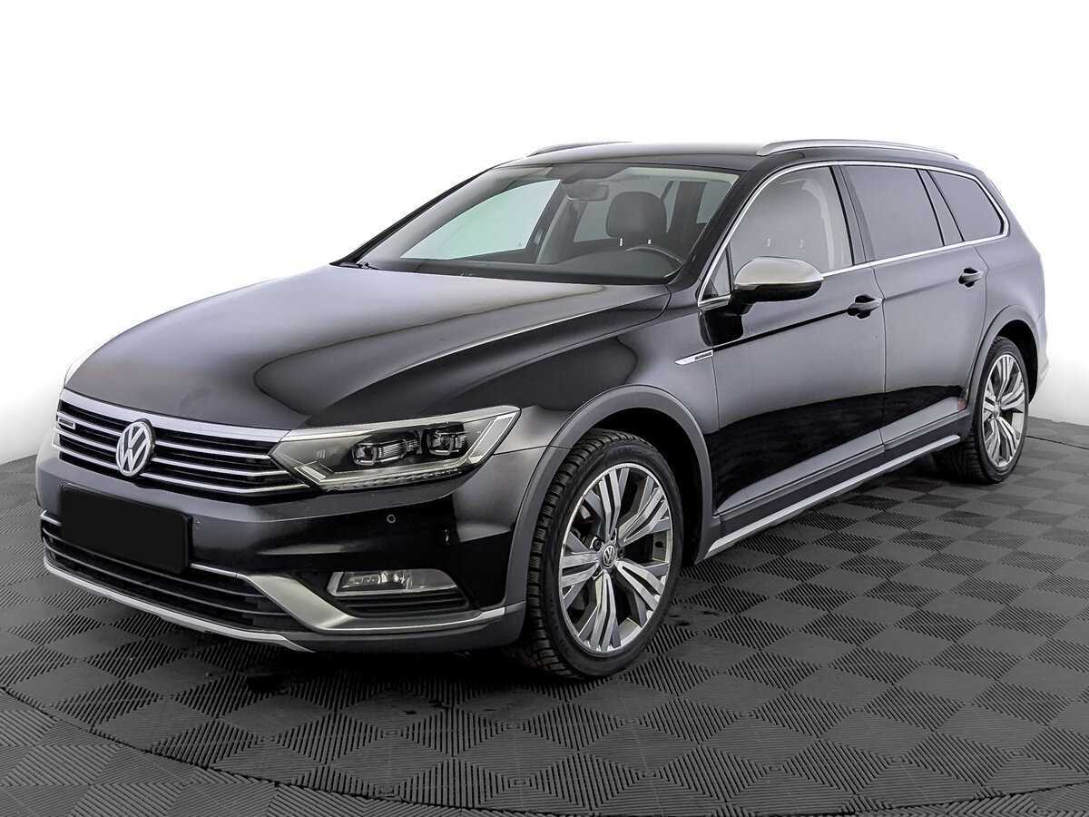 Volkswagen Passat 2018 года с пробегом. Посмотреть фото