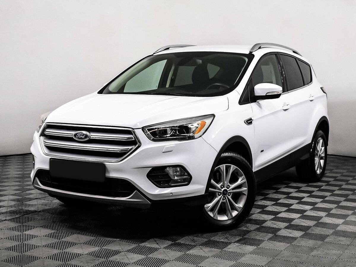 Ford Kuga 2017 года с пробегом. Посмотреть фото