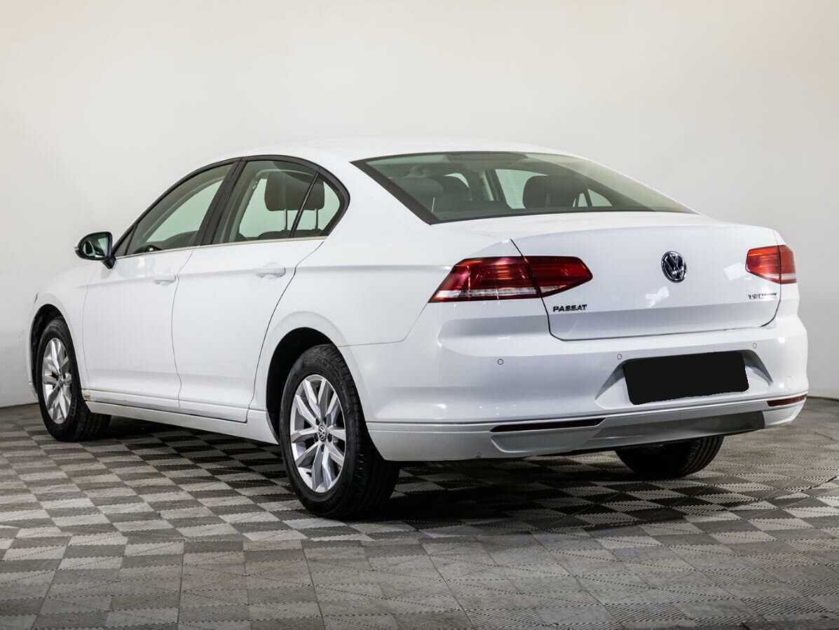 Volkswagen Passat 2016 года с пробегом. Фото: #5