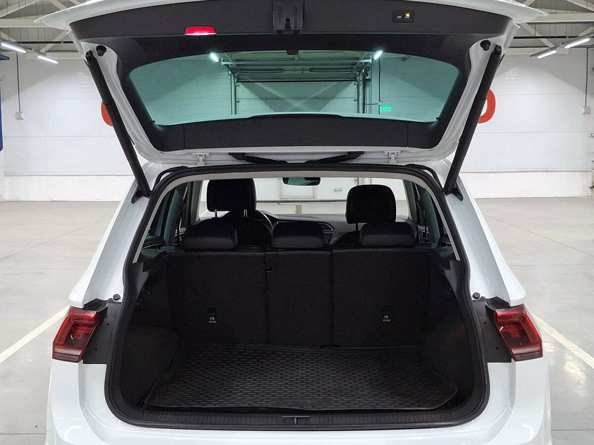 Volkswagen Tiguan 2020 года с пробегом. Фото: #9