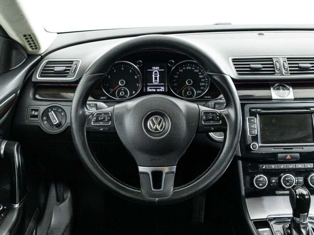 Volkswagen Passat CC 2013 года с пробегом. Фото: #16