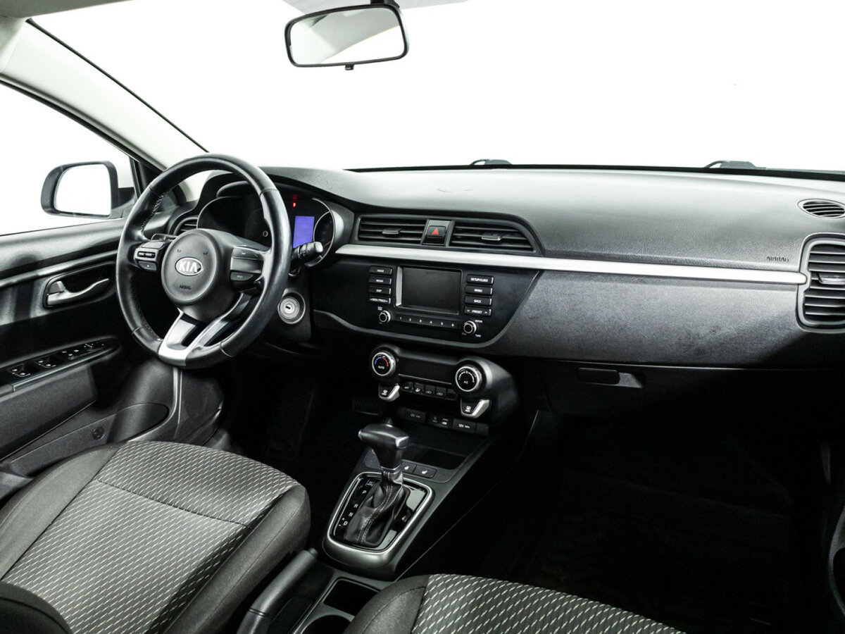 Kia Rio 2018 года с пробегом. Фото: #8