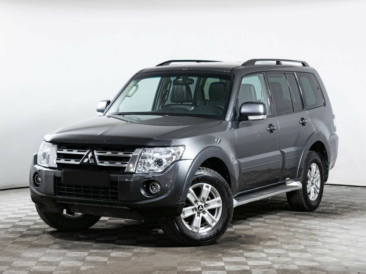 Mitsubishi Pajero 2013 года с пробегом. Фото: #0